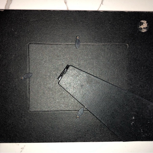 Picture Frame & Handmade Baby Hat Set - Picture 5 of 5